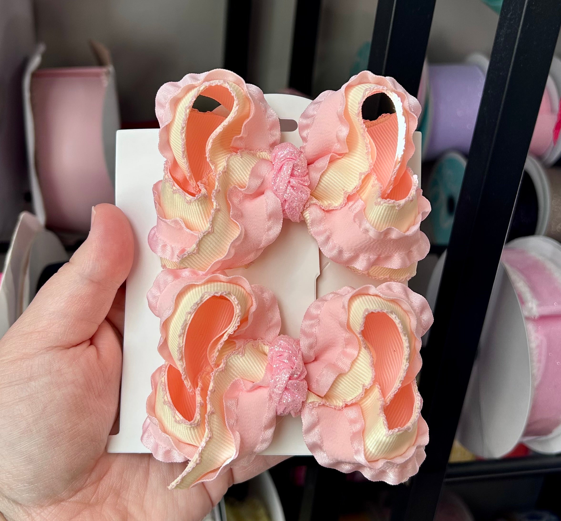 3.5” Cream/pink piggies
