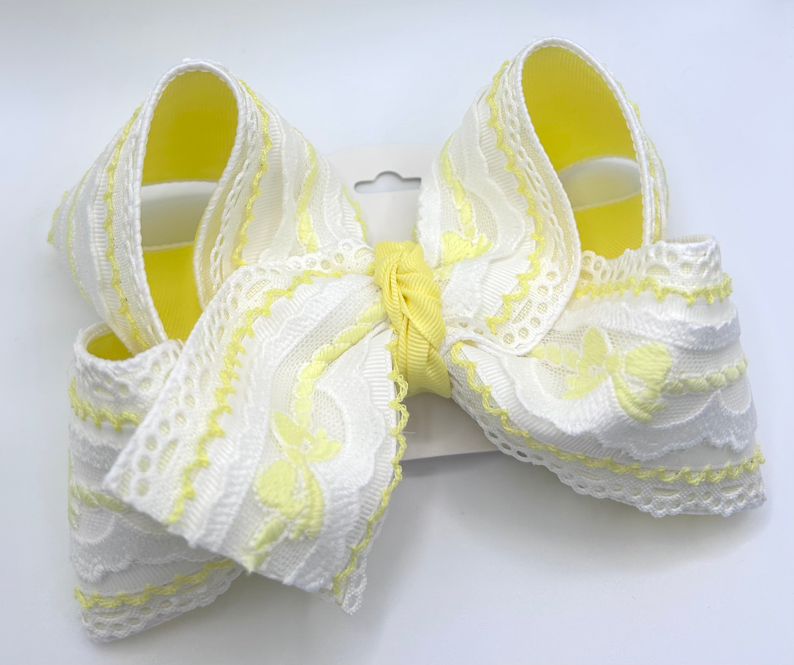6” Light yellow bow lace